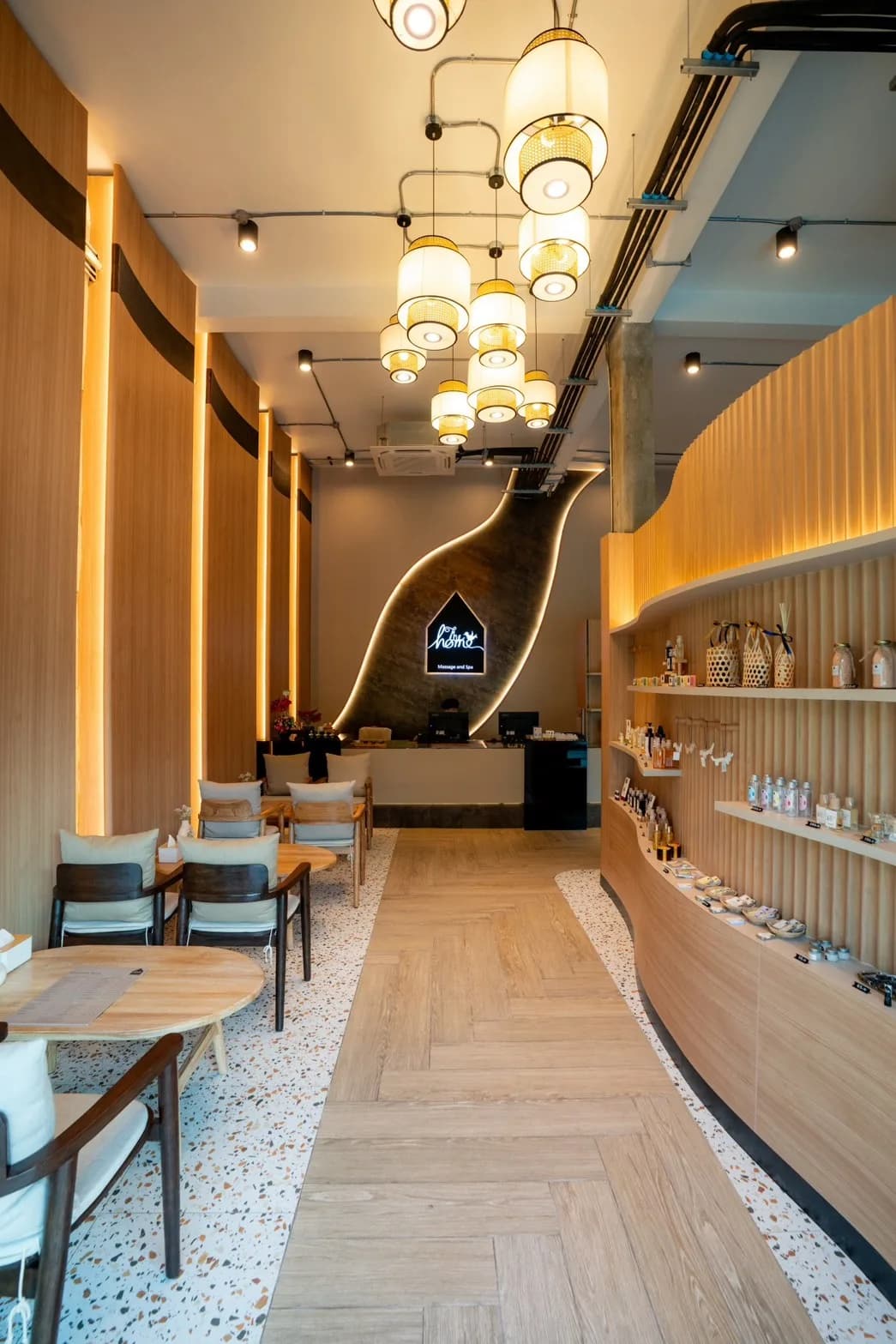 Facade of The Home Massage and Spa at Chiang Mai Gate branch