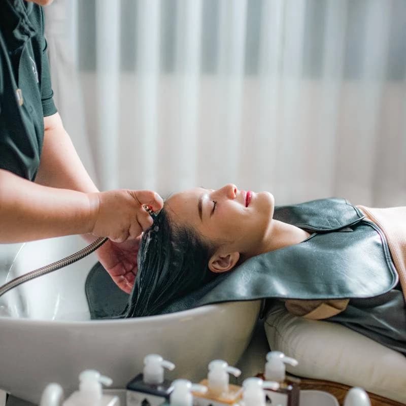 Hair wash and blow dry salon service